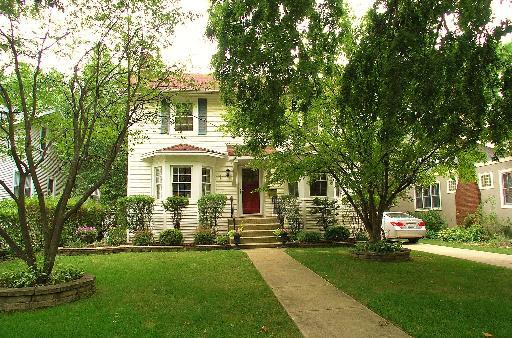 336 S 9th Ave., La Grange, IL 60525