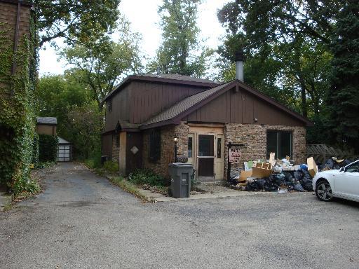 8723 Southview Ave., Lyons, IL 60513