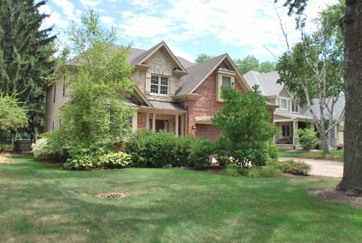 916 Rose Ln., Naperville, IL 60540