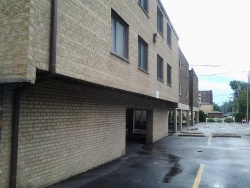 1405 Ashland Ave. #1B, Des Plaines, IL 60016
