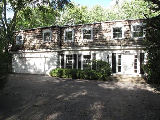 15 Red Oak Ln., Highland Park, IL 60035