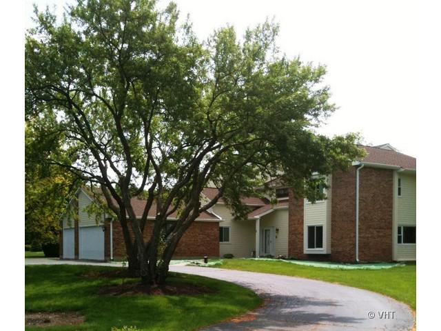 5 Back Bay Rd., South Barrington, IL 60010