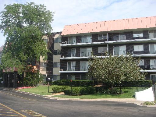 4949 Golf Rd. #401, Skokie, IL 60077