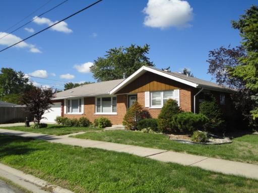 8750 S Menard Ave., Oak Lawn, IL 60453