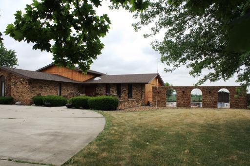 2518 Caton Farm Rd., Joliet, IL 60435