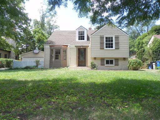 260 S Prospect, Clarendon Hills, IL 60514