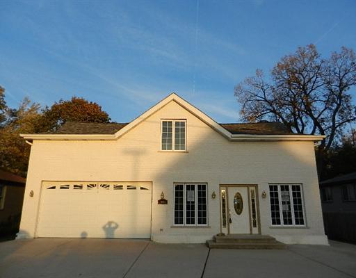 1N631 Main St., Glen Ellyn, IL 60137