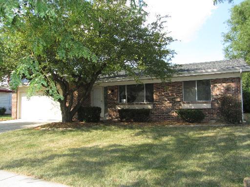6624 Foxtree Ave., Woodridge, IL 60517