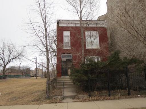 4553 S Champlain Ave., Chicago, IL 60653