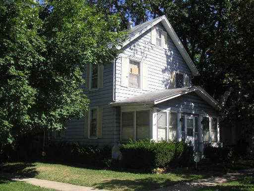 325 Royal Ave., Rockford, IL 61101