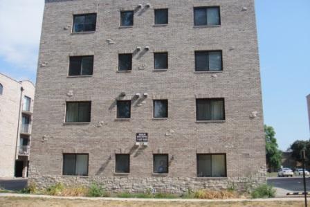7326 40th St. #3C, Lyons, IL 60534