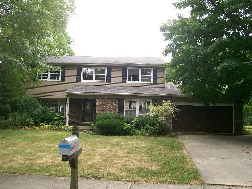 2S461 Menomini Ct., Wheaton, IL 60187