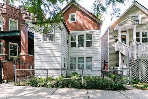 2432 W Carmen Ave., Chicago, IL 60625