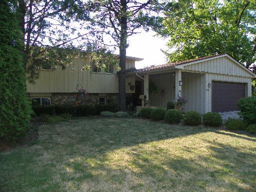 711 S 8th St., St. Charles, IL 60174