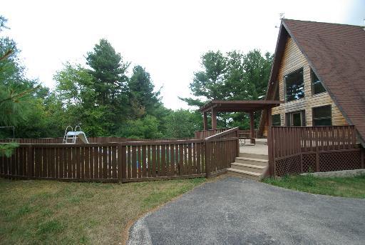19333 County Line, Roscoe, IL 61073