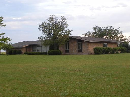 467 Earlville Rd., Paw Paw, IL 61353