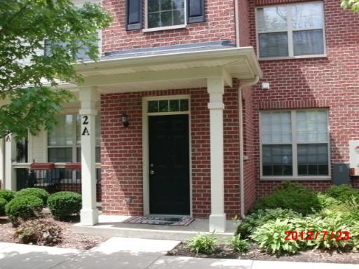 1032 Swift Rd. #2A, Glen Ellyn, IL 60137