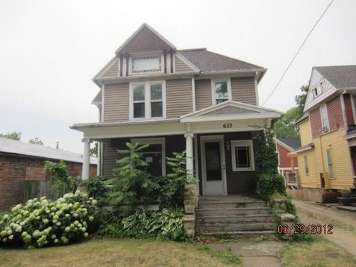 623 Oak St., Rockford, IL 61104