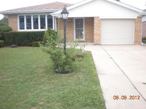 8530 W Roseview Dr., Niles, IL 60714