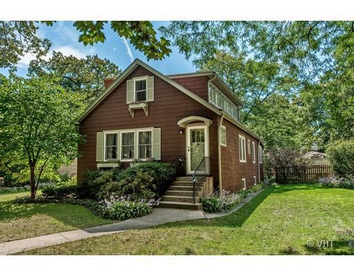 1529 Forest Ave., Wilmette, IL 60091