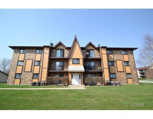 1234 Chalet Rd. #302, Naperville, IL 60563