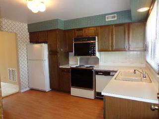 4180 Cove Ln. #C, Glenview, IL 60025