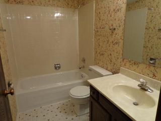 4180 Cove Ln. #C, Glenview, IL 60025