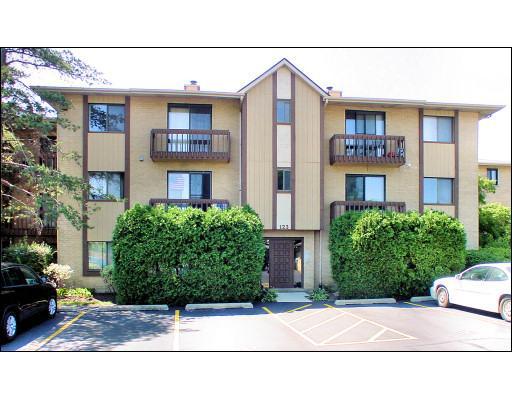 123 Olesen Dr. #2L, Naperville, IL 60540