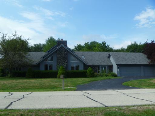 21680 N Inglenook Ave., Deer Park, IL 60010