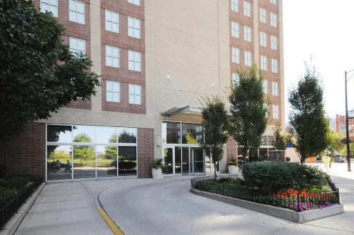645 N Kingsbury St. #1304, Chicago, IL 60610