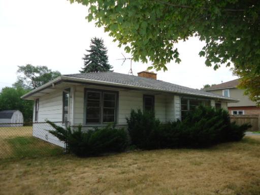 8739 S New England Ave., Oak Lawn, IL 60453