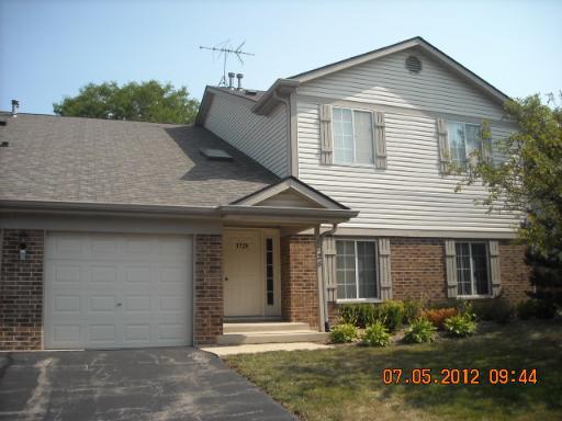 1728 Chesapeake Ln. #2, Schaumburg, IL 60193