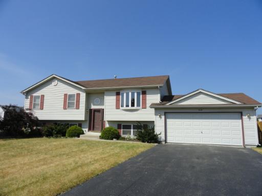 5834 Stonebridge Tr., Mchenry, IL 60050