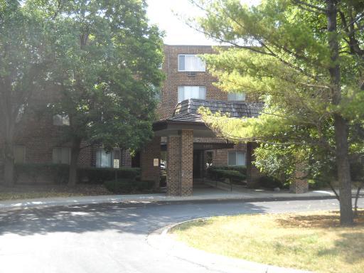 1475 Rebecca Dr. #406, Hoffman Estates, IL 60194