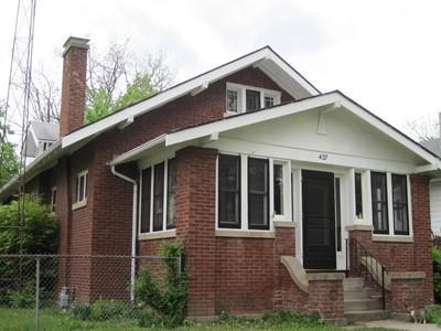 427 S Poplar Ave., Kankakee, IL 60901