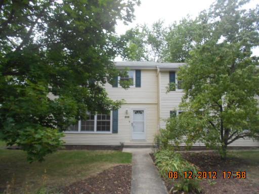 305 Tamarack Ave., Naperville, IL 60540