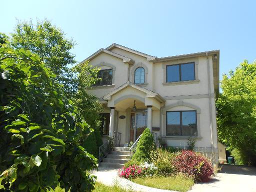 1037 Central Ave., Highland Park, IL 60035