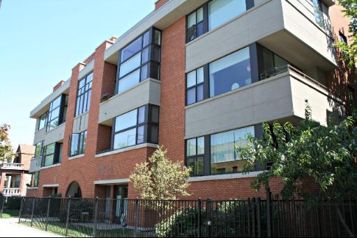 2065 N Kedzie Ave. #109, Chicago, IL 60647