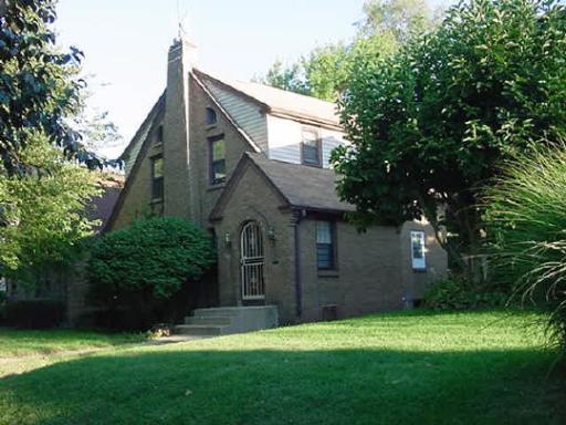 2222 Benderwirt Ave., Rockford, IL 61103