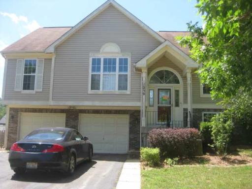 1250 Spring Creek Rd., Elgin, IL 60120