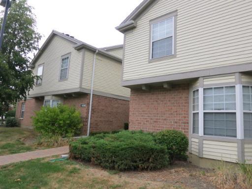 1752 Eastwood Ct. #1, Schaumburg, IL 60195