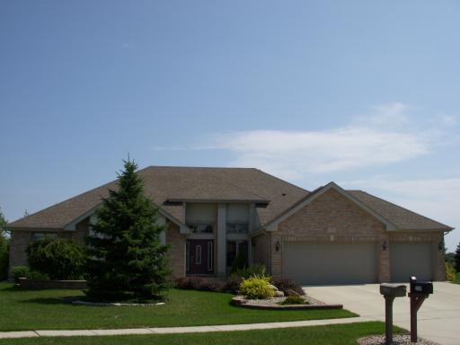 22351 Autumn Dr., Frankfort, IL 60423