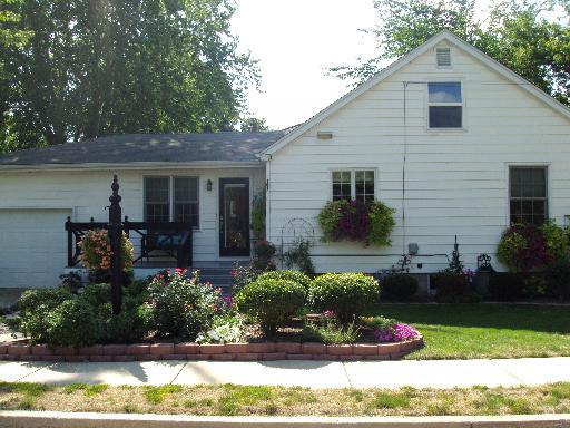 138 E Union St., Seneca, IL 61360