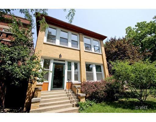 2076 W Greenleaf Ave., Chicago, IL 60645