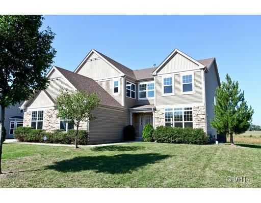 695 Regal Ln., Aurora, IL 60507