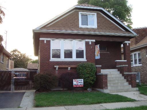 4238 Amelia Ave., Lyons, IL 60534