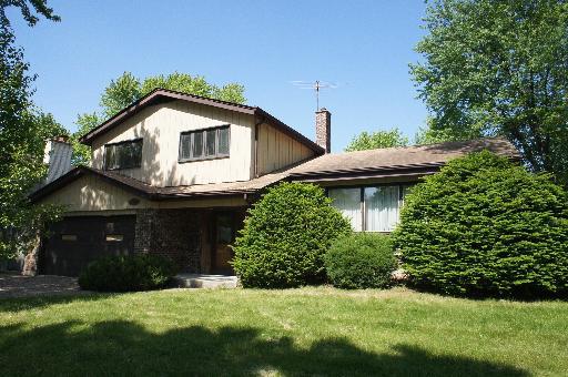 1280 Sandpiper Ln., Naperville, IL 60540