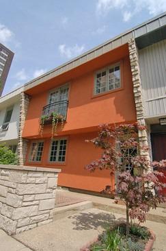 2965 N Sheridan Rd., Chicago, IL 60657