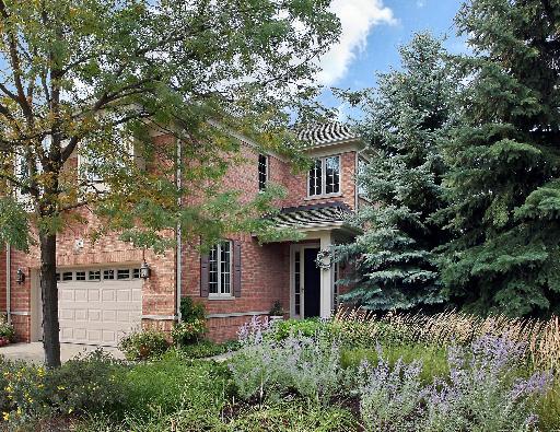 2160 Royal Ridge Dr., Northbrook, IL 60062