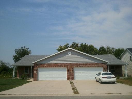342 A&B Cassidy Ct., Utica, IL 61373